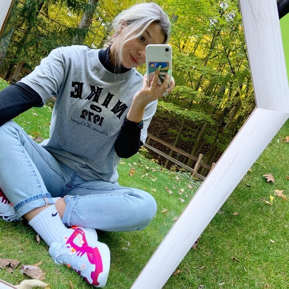 unique nike tee - Picture 2 of 2